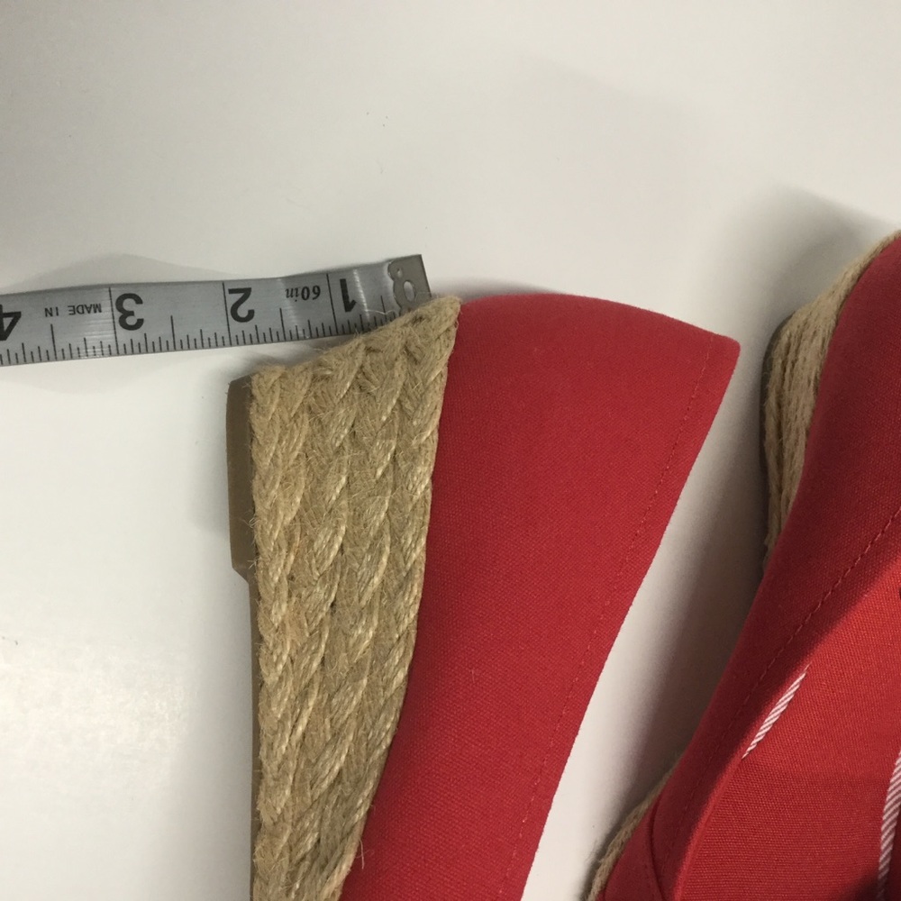 Amelia Grace Peep toe Wedge Red/Tan - SZ 8.5 - Picture 10 of 13
